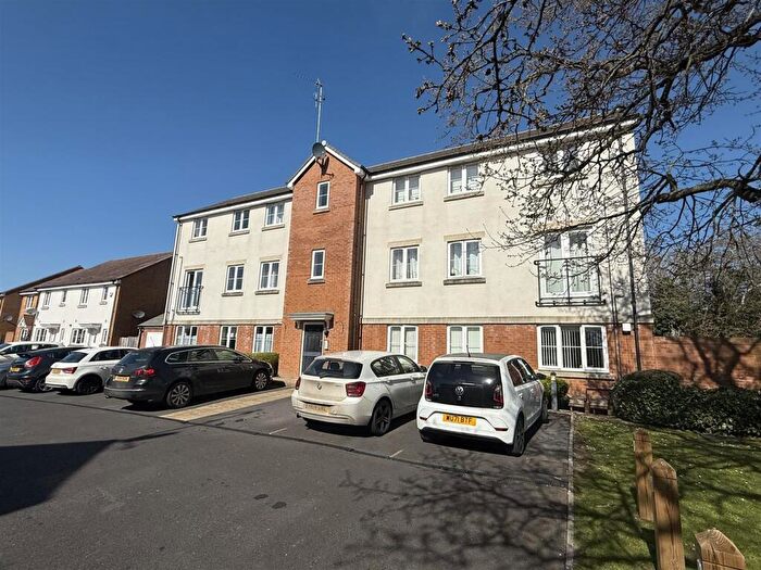 2 Bedroom Apartment For Sale In Anson Avenue, Calne, SN11
