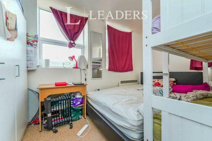 2 Bedroom Apartment To Rent In Chelsea Court, Southgate Street, GL1