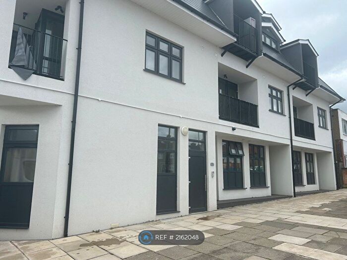 1 Bedroom Flat To Rent In Oldfield Lane North, Greenford, UB6