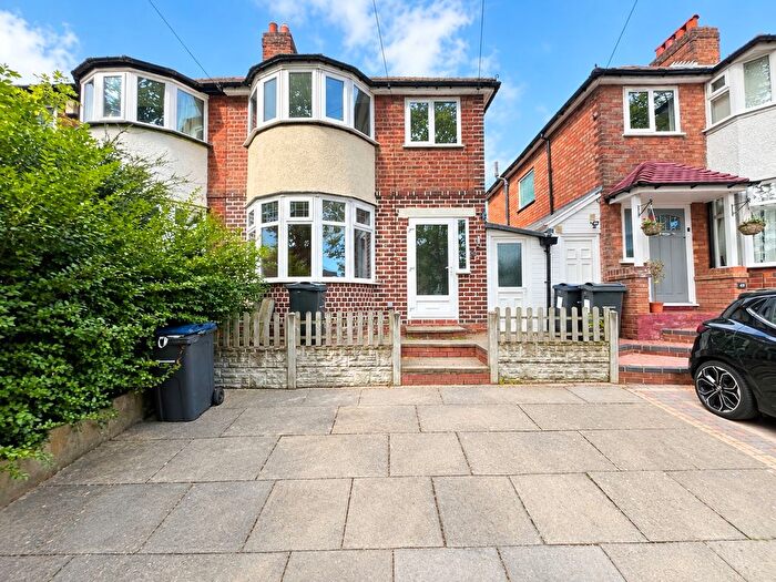 3 Bedroom Semi-Detached House To Rent In Watwood Road, Birmingham, B28