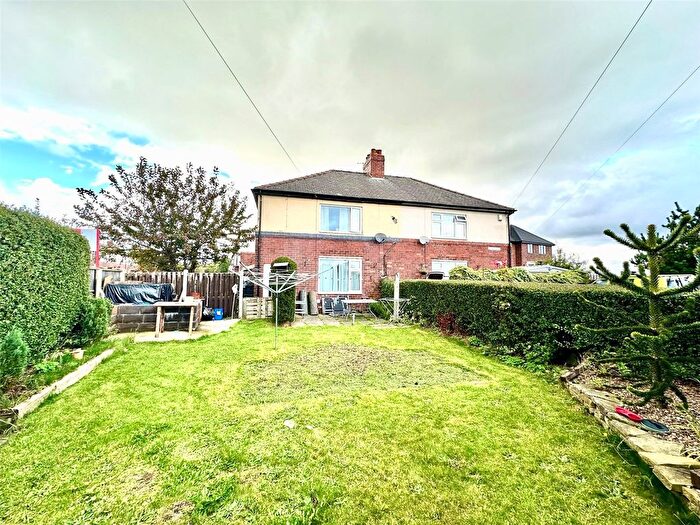 3 Bedroom Property To Rent In Cow Lane, Wakefield, WF4