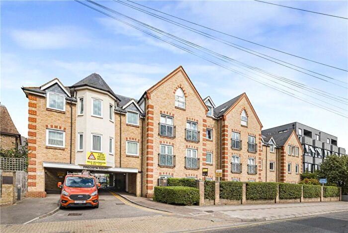 2 Bedroom Flat For Sale In High Street, Orpington, Kent, BR6