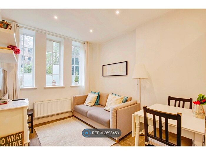 2 Bedroom Flat To Rent In Hillsborough Court, London, NW6