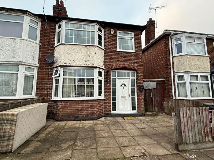 3 Bedroom Semi-Detached House To Rent In Essex Road, Leicester, LE4