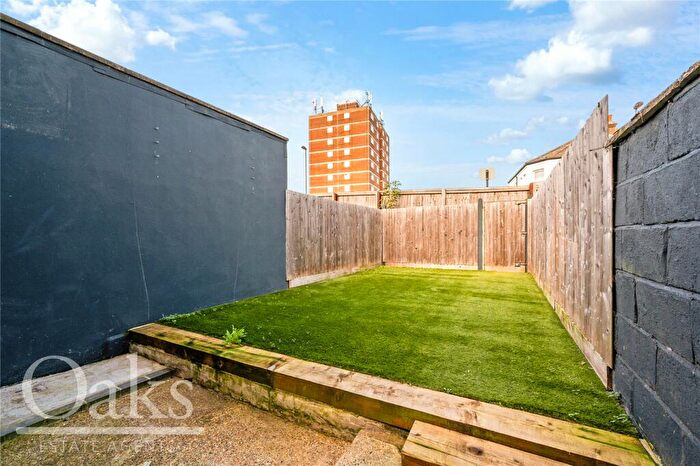 2 Bedroom Terraced House For Sale In Alpha Road, East Croydon, CR0