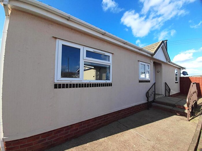 2 Bedroom Park Home For Sale In Harpswell Hill Park, Hemswell, Gainsborough, DN21