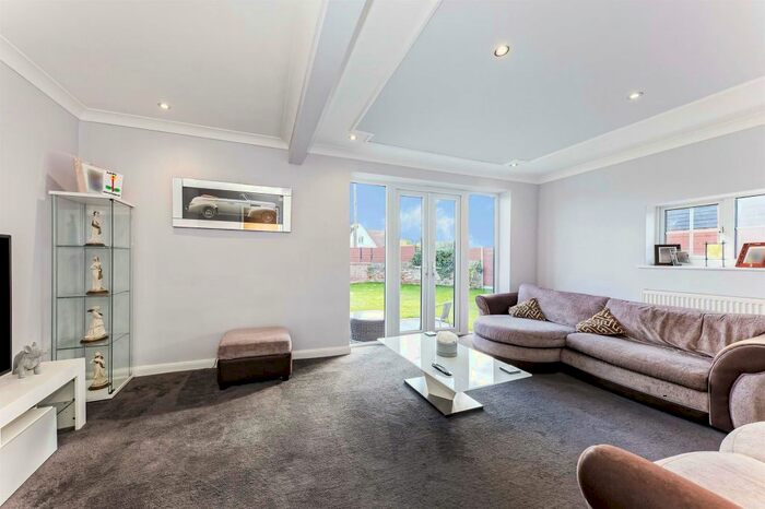 4 Bedroom Detached Bungalow For Sale In North Street, Sheldwich, Faversham ME13