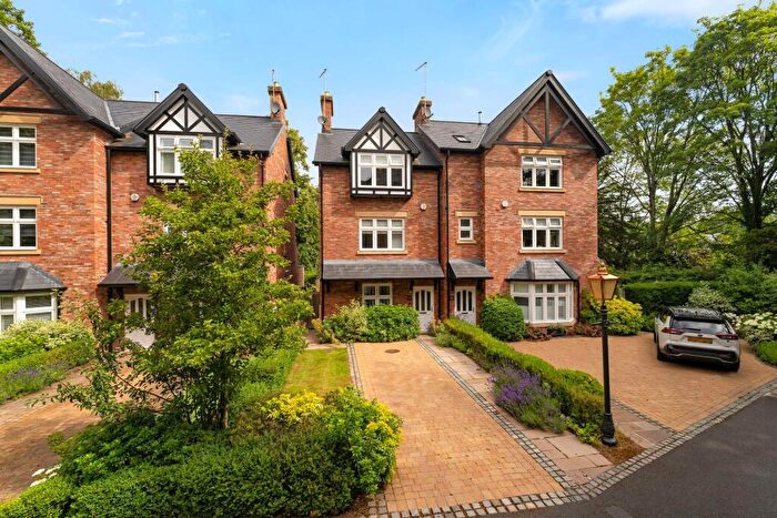 4 Bedroom Semi-Detached House For Sale In The Village, Prestbury, SK10