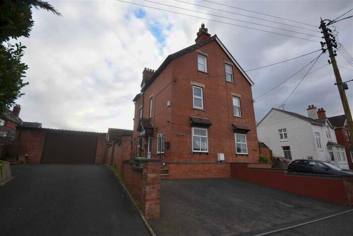 4 Bedroom Detached House To Rent In Bridge Street, Ledbury, Herefordshire, HR8