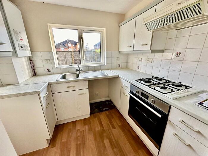 1 Bedroom House To Rent In Victoria Gardens, Ringwood, Hampshire, BH24