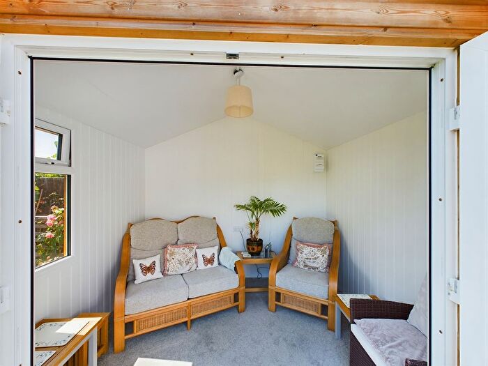 2 Bedroom Detached Bungalow For Sale In Stanley Road, Broadstairs, CT10