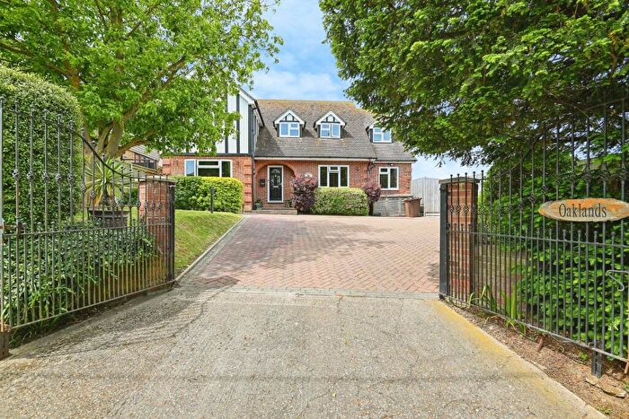 5 Bedroom Detached House For Sale In Oak Lane, Minster On Sea, Sheerness, Kent, ME12