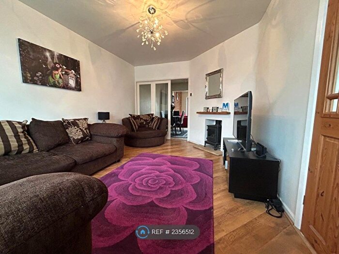 3 Bedroom Semi-Detached House To Rent In Coombe Rise, Oadby, Leicester, LE2