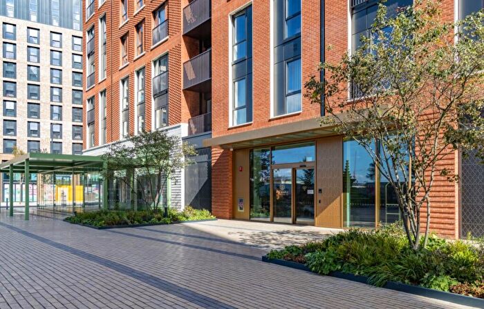 Flat To Rent In The Maple, Aviator Drive, London, NW2