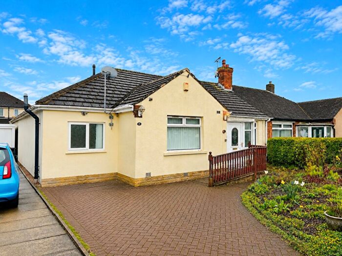3 Bedroom Bungalow For Sale In Reevy Drive, Wibsey, Bradford, BD6