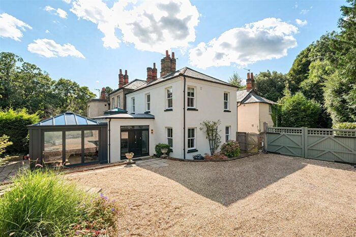 3 Bedroom Semi-Detached House For Sale In Bath Road, Hare Hatch, Reading, Berkshire, RG10