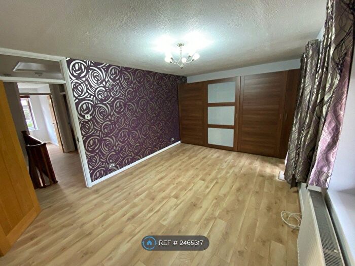 3 Bedroom Terraced House To Rent In Lincoln Terrace, Cheam, Sutton, SM2