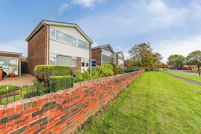 3 Bedroom Detached House For Sale In Crumstone Court, Killingworth, NE12