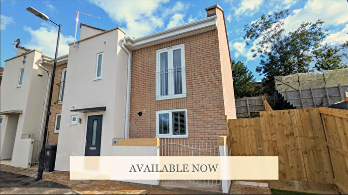 4 Bedroom Terraced House To Rent In Rose Green, Greenbank Road, Bristol, BS5