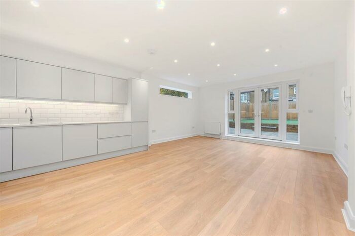 3 Bedroom Flat To Rent In ** Brand New ** Villiers Road, London, NW2