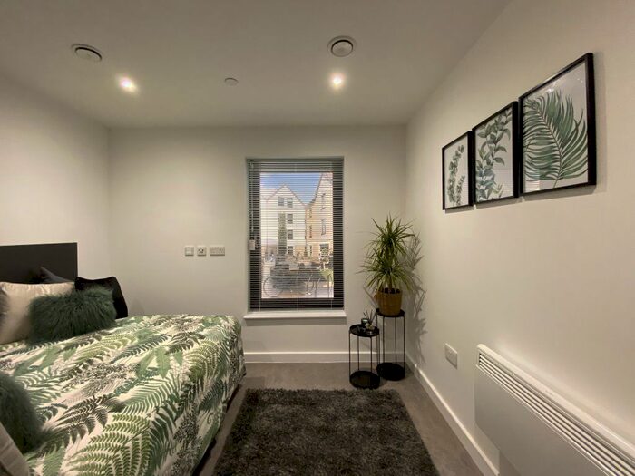 Studio To Rent In St. Peters Street, Canterbury, CT1