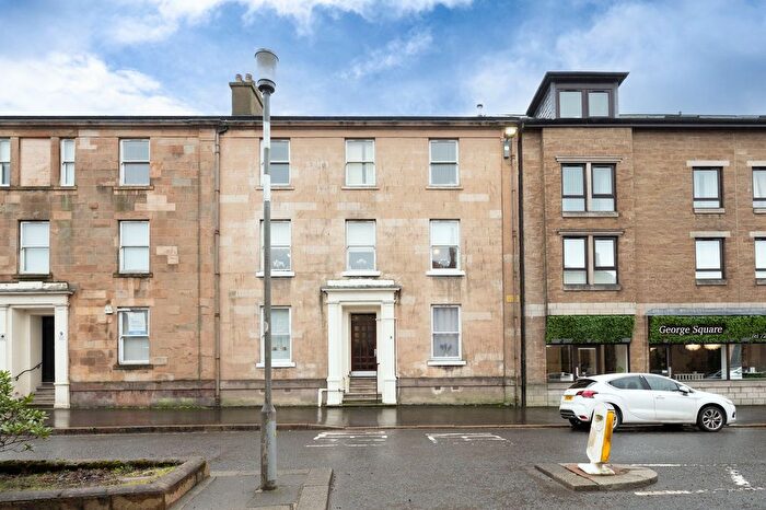 3 Bedroom Flat For Sale In George Square, Greenock, PA15