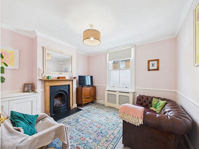 2 Bedroom Semi Detached House For Sale In Recreation Road, Shortlands, BR2