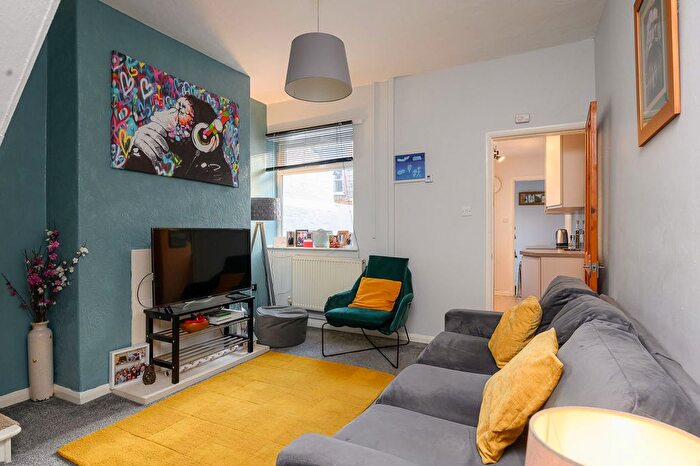 2 Bedroom Terraced House For Sale In Nelson Street, York, YO31