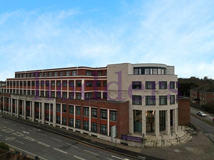 2 Bedroom Apartment To Rent In Surrey, KT16