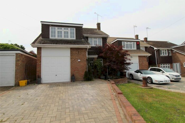 4 Bedroom Detached House To Rent In Dalwood Gardens, Hadleigh, Essex, SS7