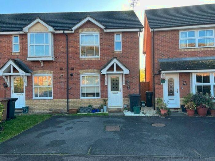 2 Bedroom End Of Terrace House To Rent In Brunstock Beck, Didcot, OX11