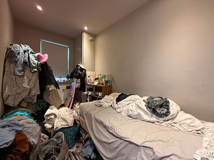 3 Bedroom Flat To Rent In Lansdowne Street, Hove, BN3