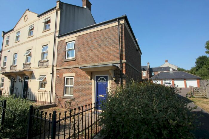 2 Bedroom Semi-Detached House To Rent In Eastbury Way, Swindon, SN25