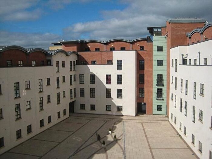 2 Bedroom Flat For Sale In Curzon Place, Gateshead, NE8