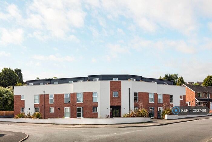 2 Bedroom Flat To Rent In Shelford Road, Nottingham, NG4