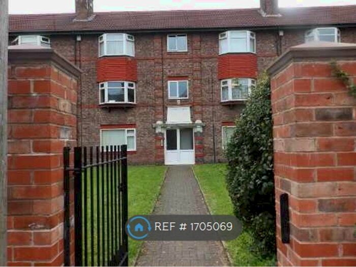 2 Bedroom Flat To Rent In Binns Road, Liverpool, L13