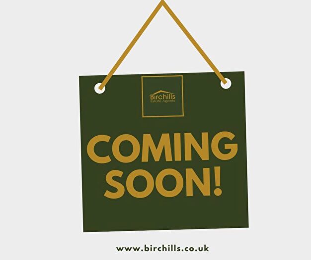 4 Bedroom Property To Rent In Finchingfield Avenue, London, IG8