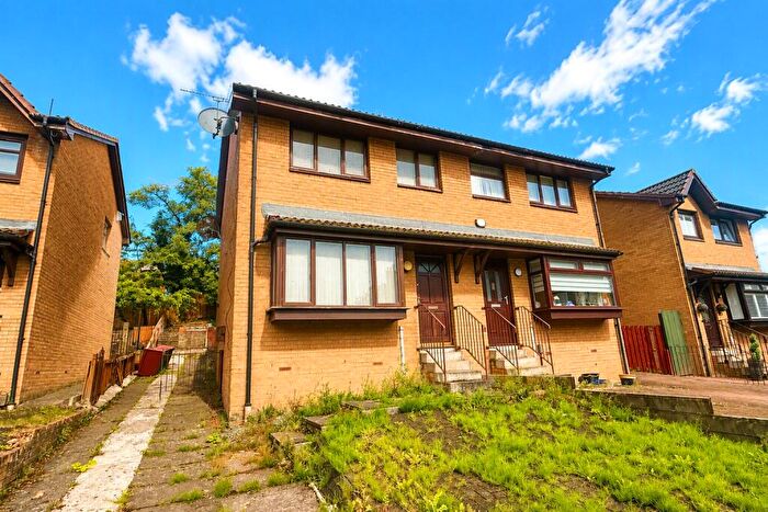 3 Bedroom Semi-Detached House For Sale In Cathcart Road, Rutherglen, Glasgow, South Lanarkshire, G73