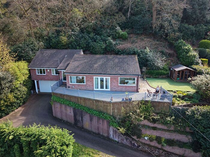 4 Bedroom Property For Sale In Old Chester Road, Helsby, WA6