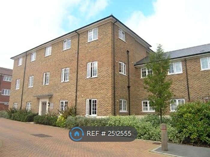 2 Bedroom Flat To Rent In Porters Field, Essex, CM7