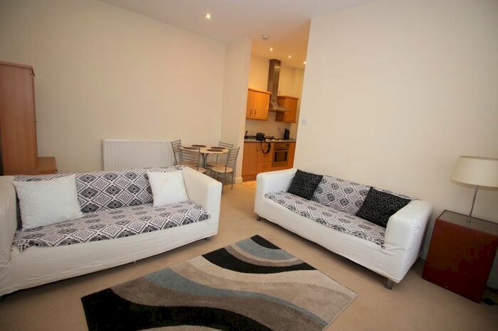 2 Bedroom Flat To Rent In The Old Vicarage, Chirton Wynd, Byker, Newcastle Upon Tyne, NE6