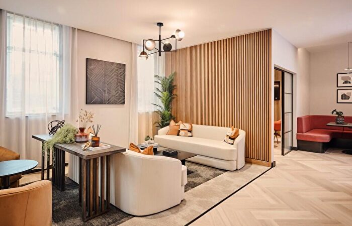 1 Bedroom Apartment For Sale In Mary Neuner Road, N8