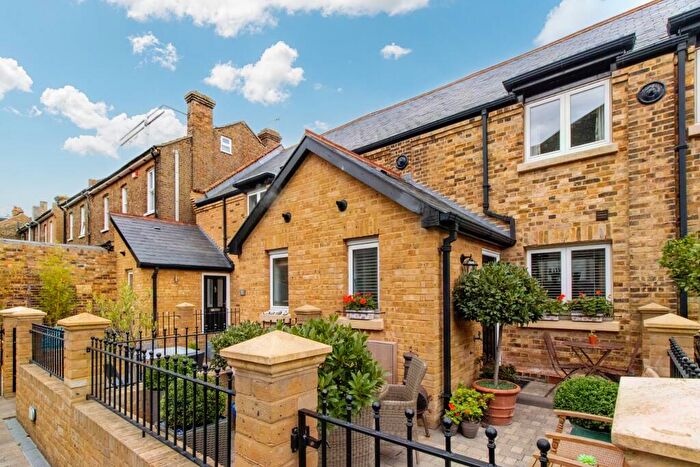 2 Bedroom Terraced House For Sale In Old School Mews, Broadstairs, CT10