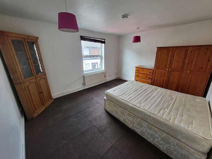 Studio To Rent In Castle Street, Town Centre, Luton, LU1