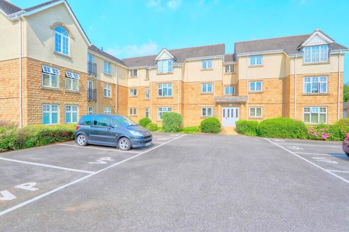 2 Bedroom Flat To Rent In The Wickets, Marton, TS7