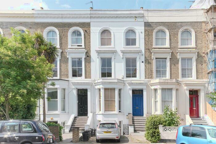 1 Bedroom Flat To Rent In Yonge Park, FInsbury Park, N4