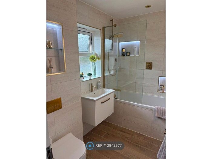 3 Bedroom Detached House To Rent In Sullivan Way, Basildon, SS16
