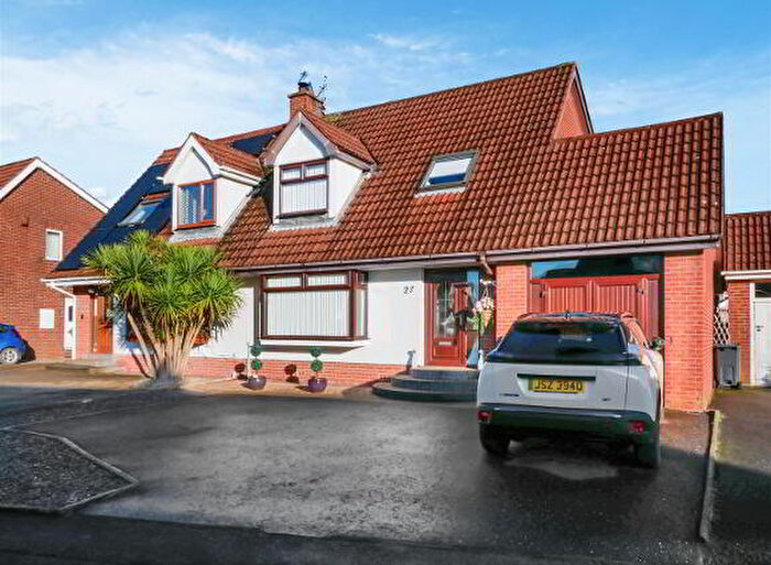 4 Bedroom Semi-Detached House For Sale In Meadow Way, Ballygowan, BT23