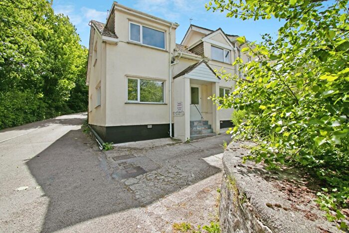 2 Bedroom Flat For Sale In Bickland Water Cottages, Falmouth, Cornwall, TR11