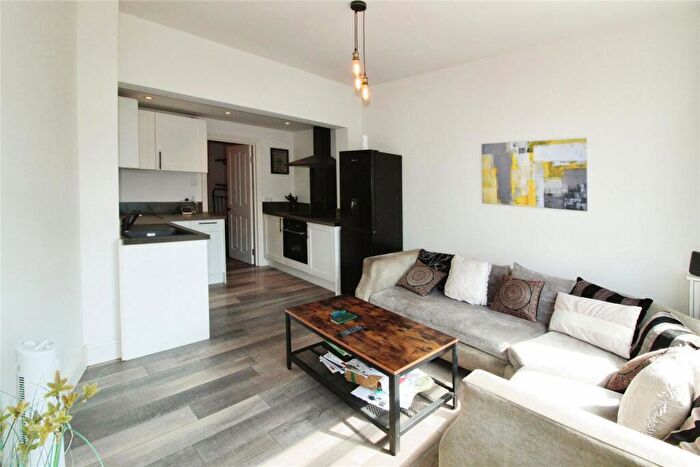 1 Bedroom Flat To Rent In C East Street, Epsom, Surrey, KT17